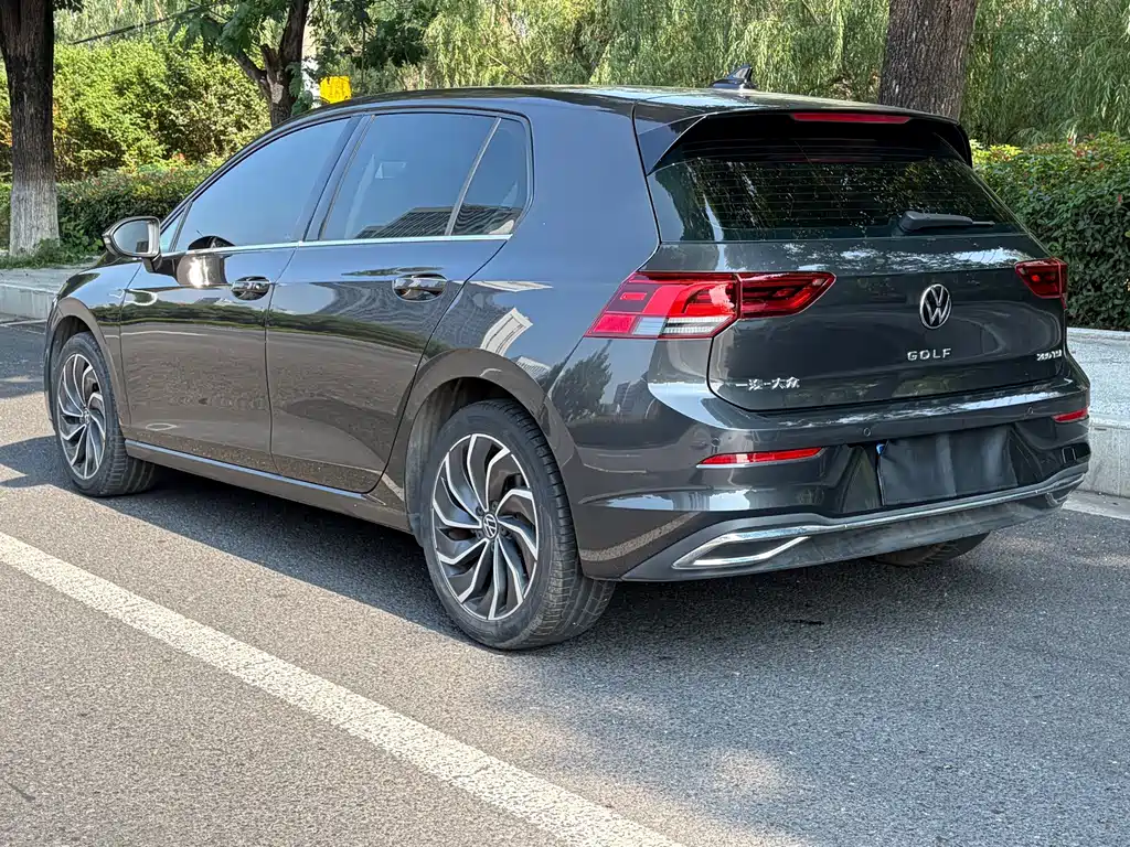 Volkswagen Golf — миниатюра 4