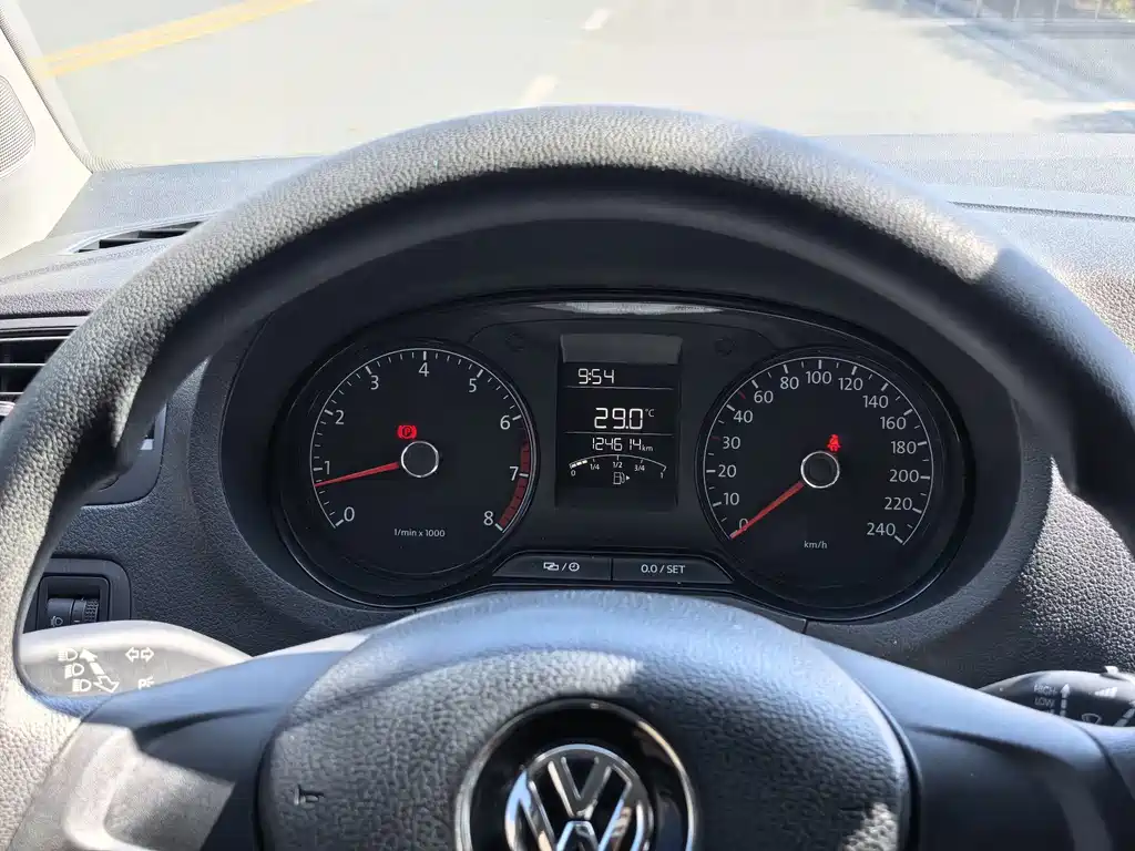 Volkswagen Polo — миниатюра 13