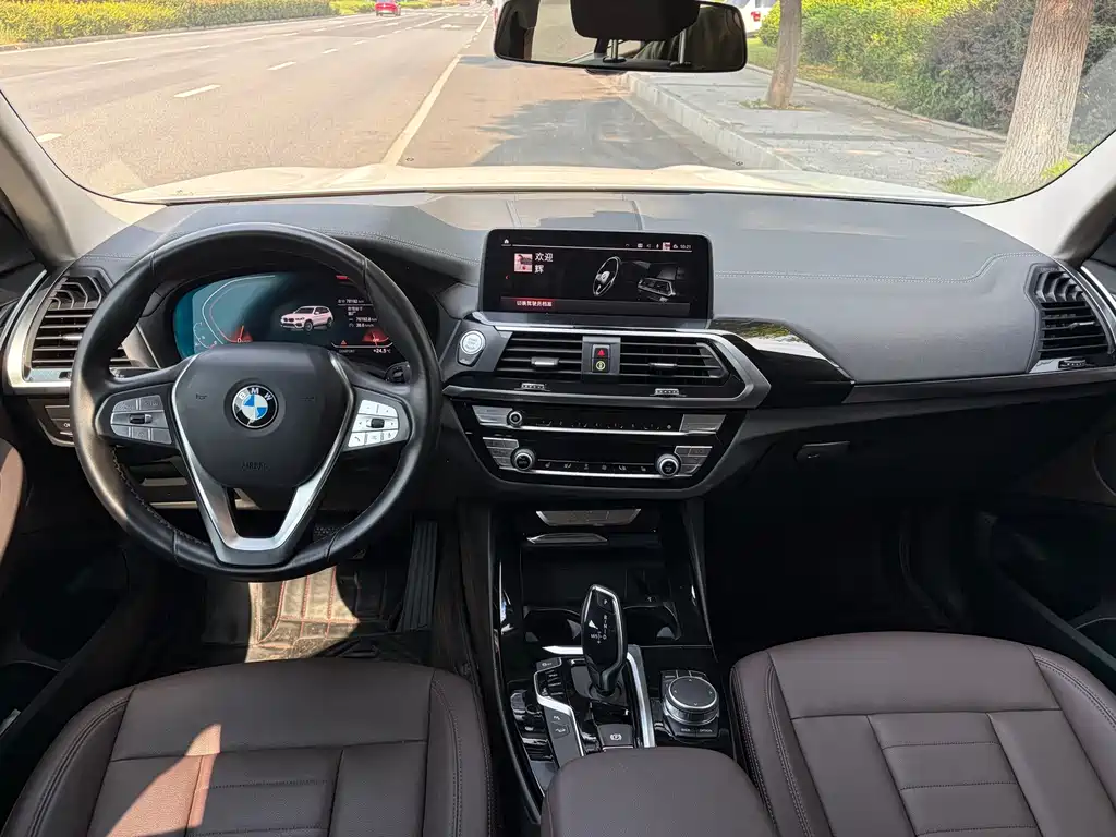 BMW X3 — миниатюра 10