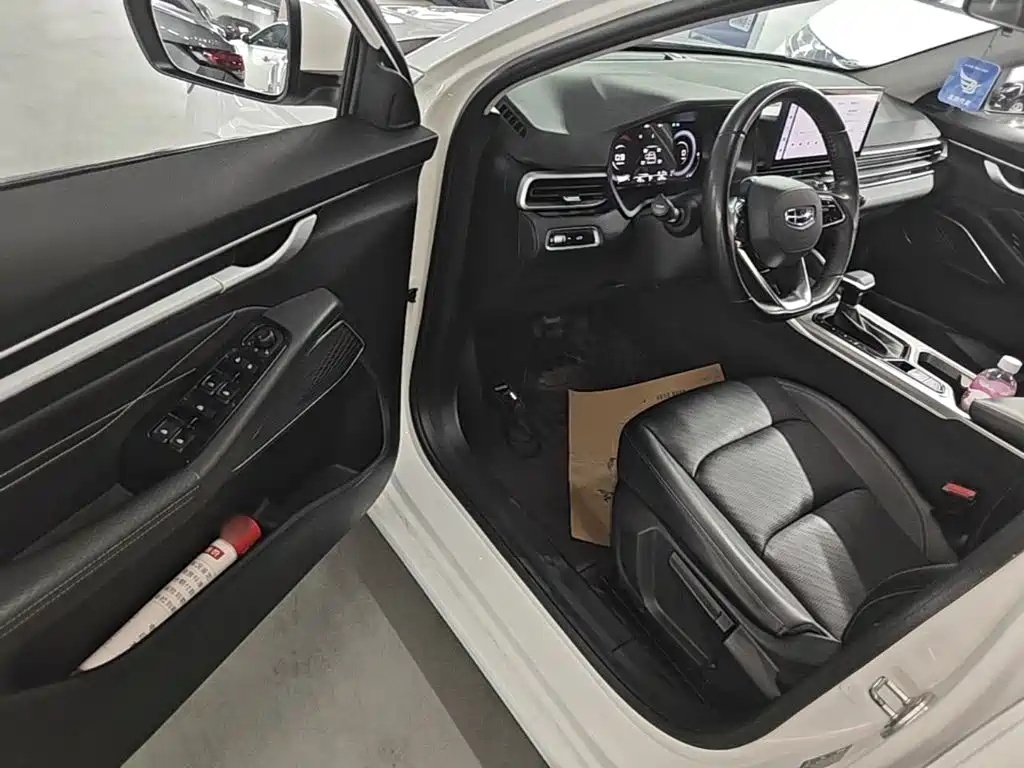 Geely Emgrand — миниатюра 16