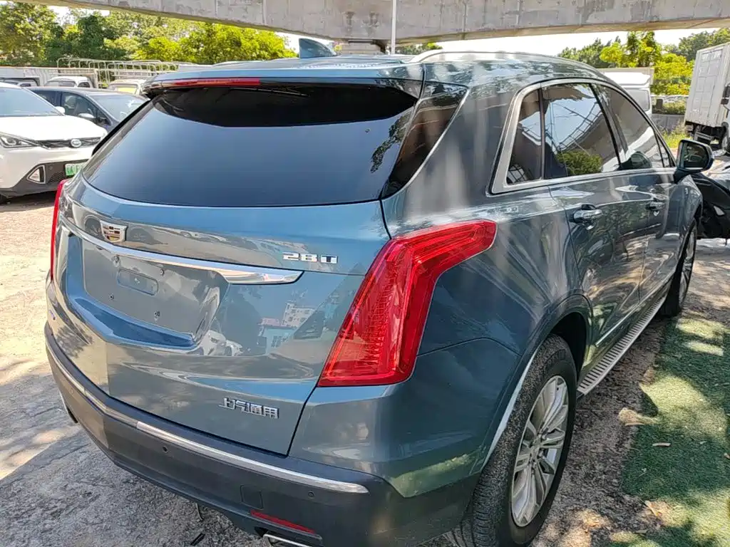 Cadillac XT5 — миниатюра 7