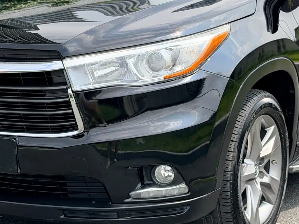 Toyota Highlander — миниатюра 3