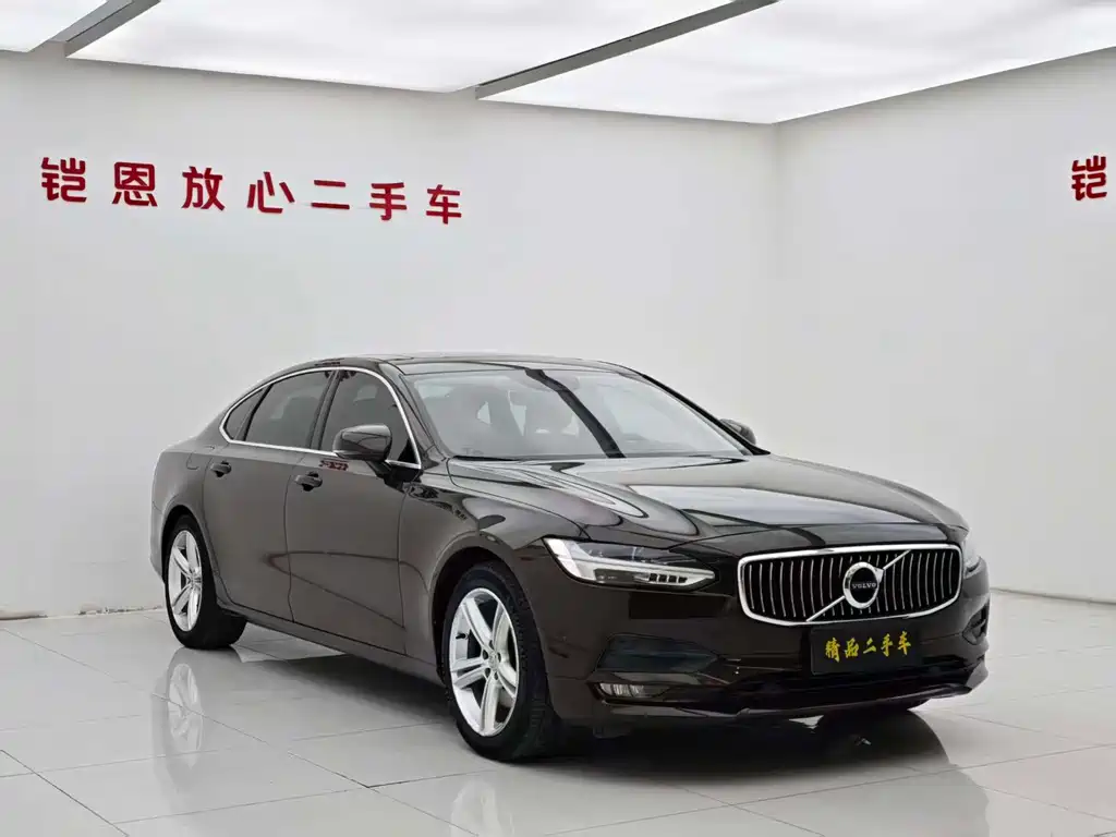 Volvo S90 — миниатюра 3