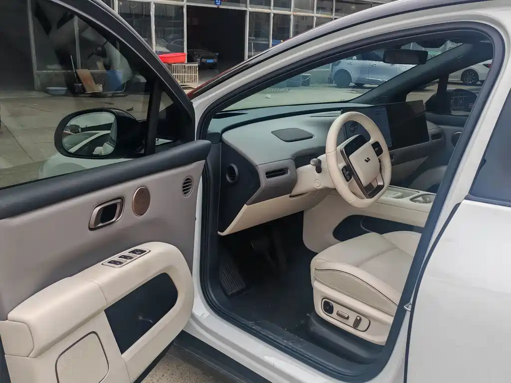 Li Auto Li i6 — миниатюра 6