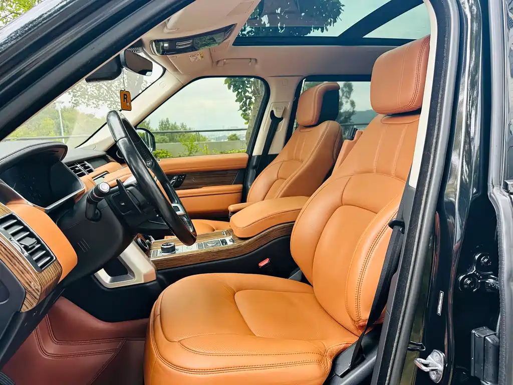 Land Rover Range Rover — миниатюра 7