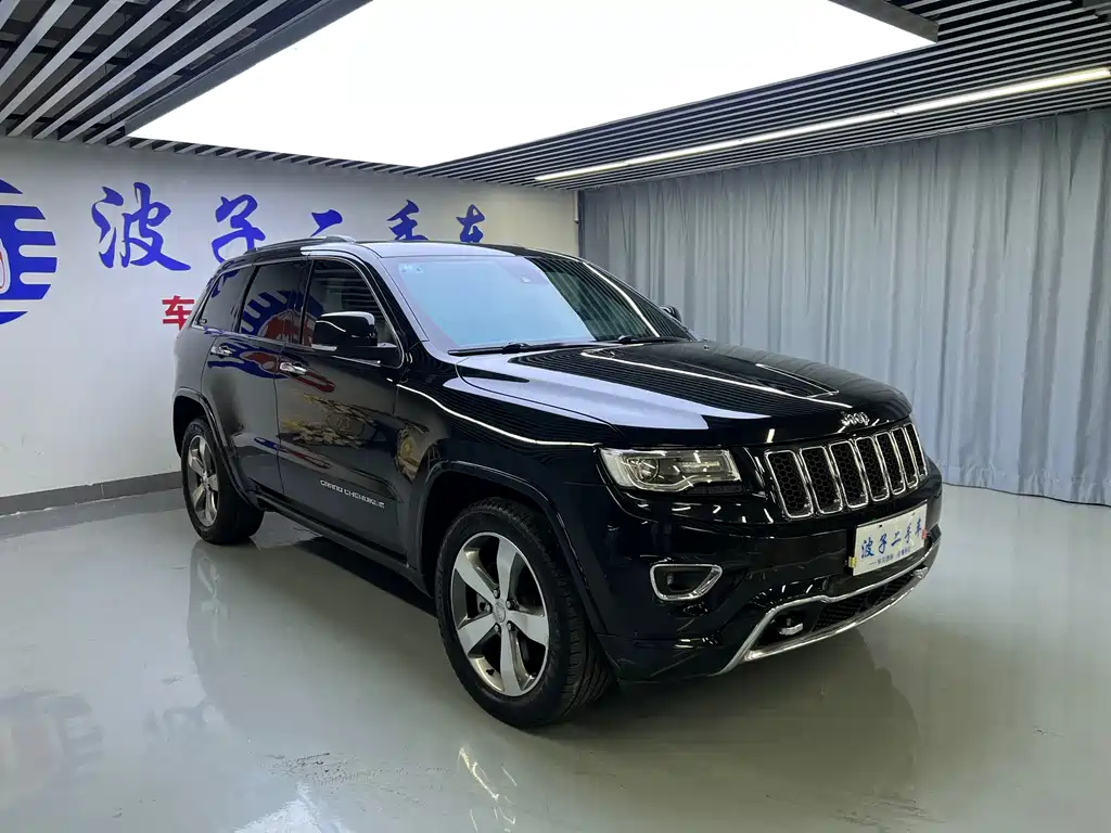 Jeep Grand Cherokee (Import) — миниатюра 3