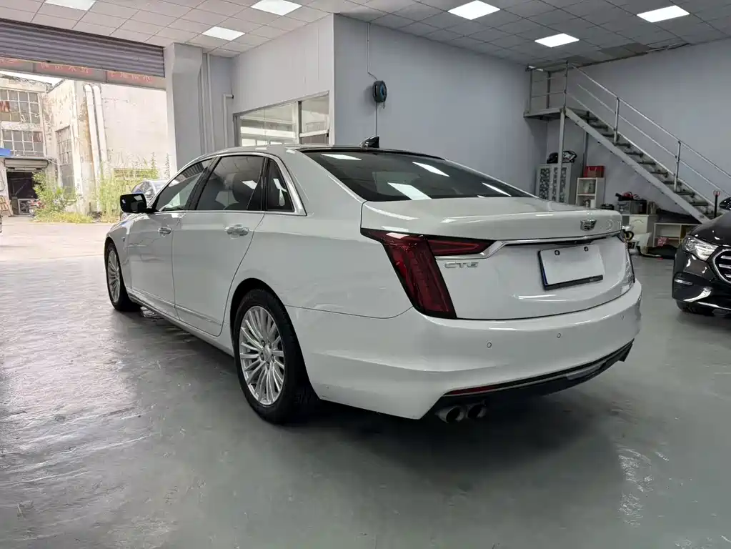 Cadillac CT6 — миниатюра 9
