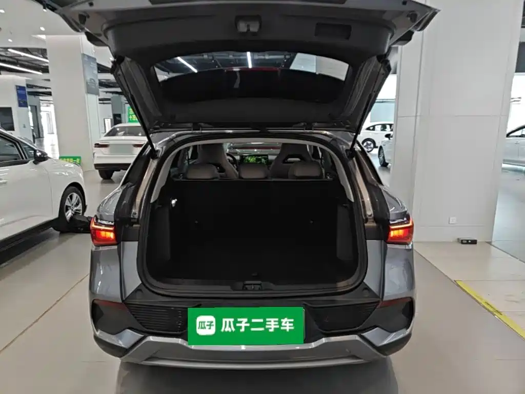 BYD Yuan Plus — миниатюра 19