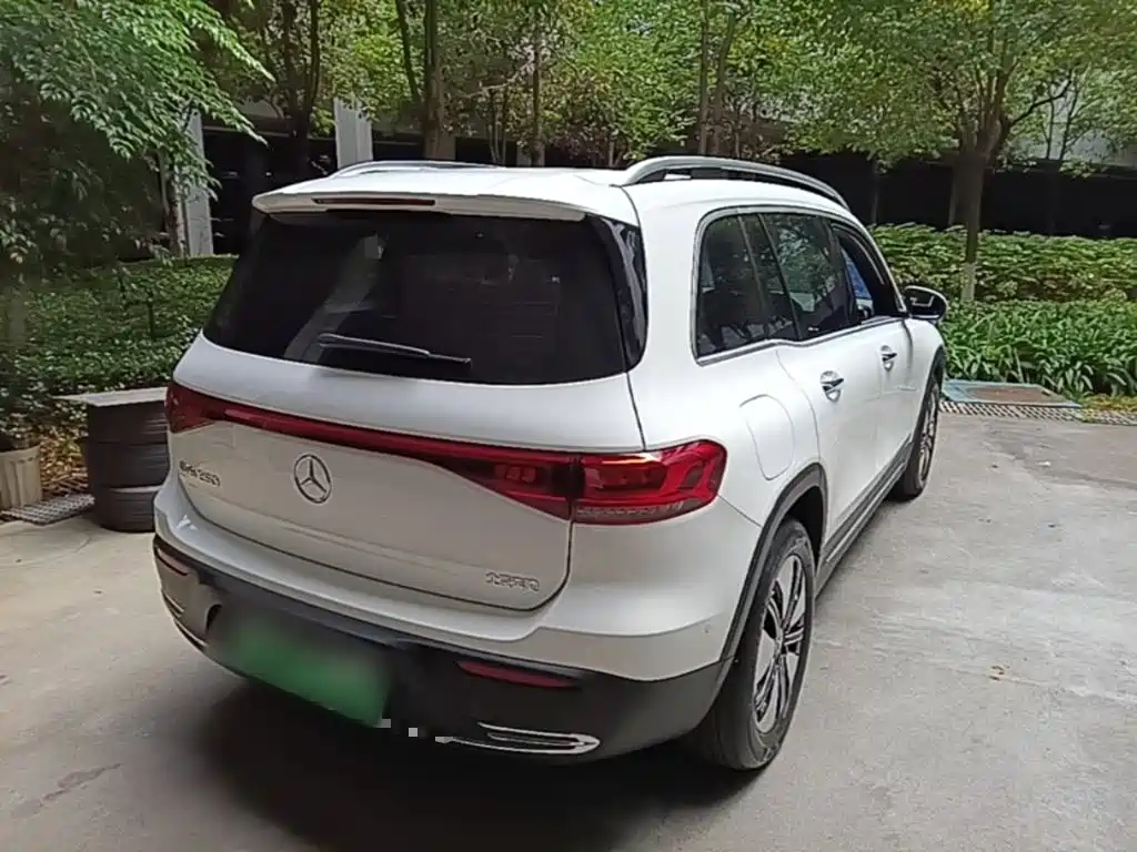 Mercedes-Benz EQB — миниатюра 7