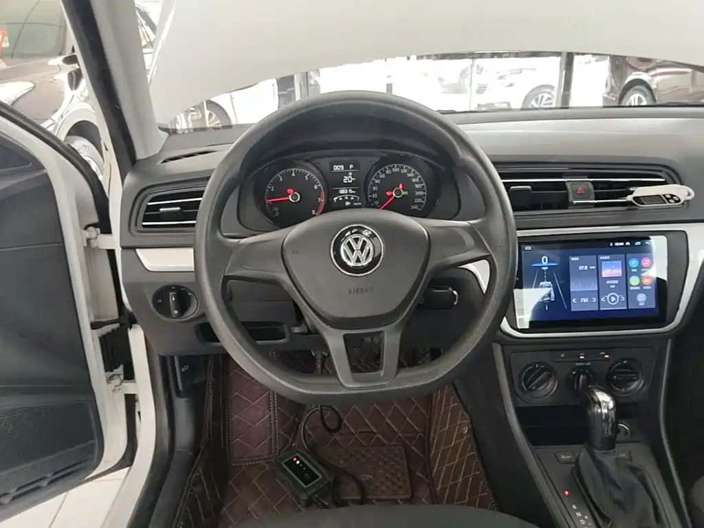 Volkswagen Lavida — миниатюра 11