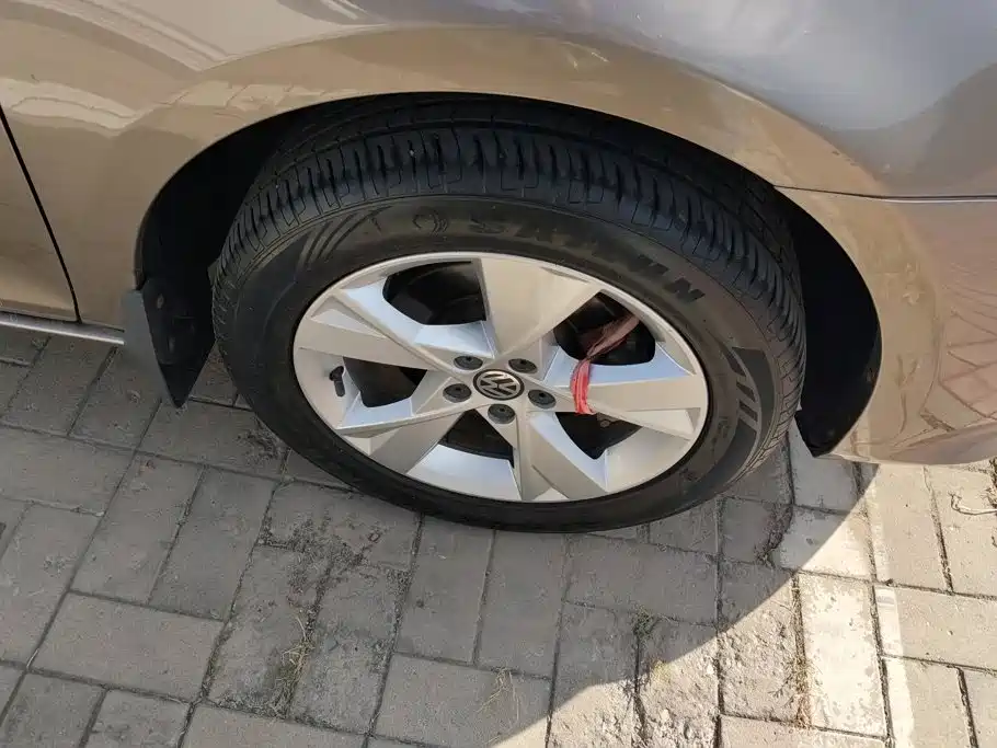 Volkswagen Bora — миниатюра 5