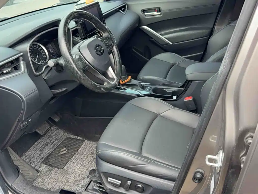Toyota Frontlander — миниатюра 2