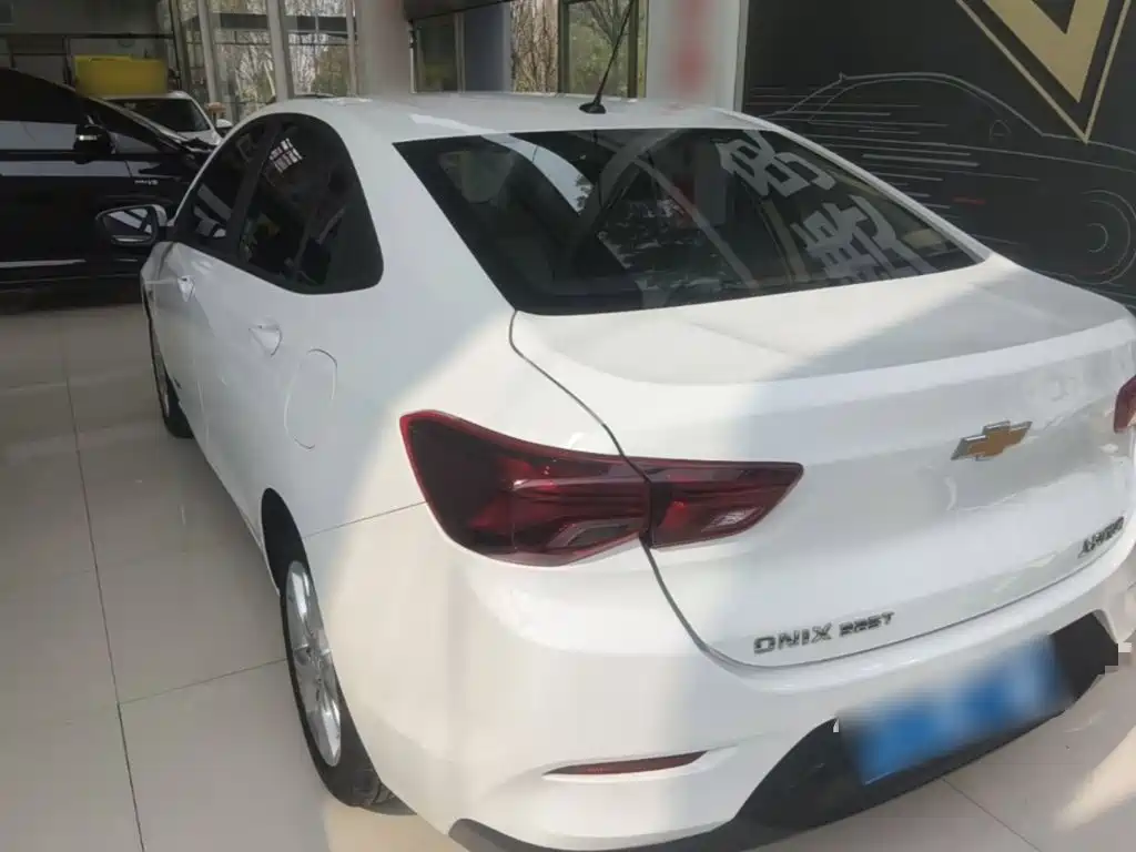 Chevrolet Cavalier — миниатюра 5