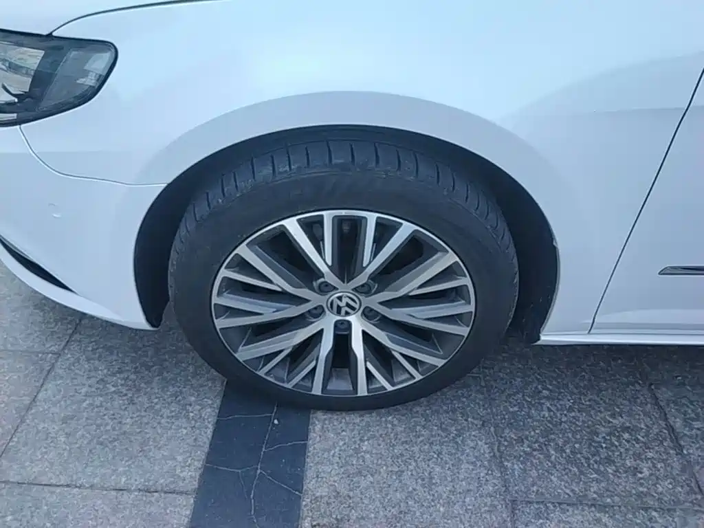 Volkswagen CC — миниатюра 23