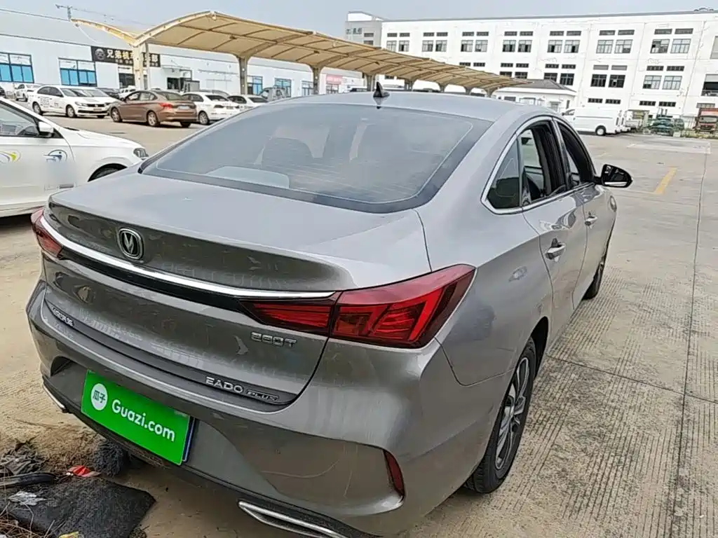 Changan Eado — миниатюра 7