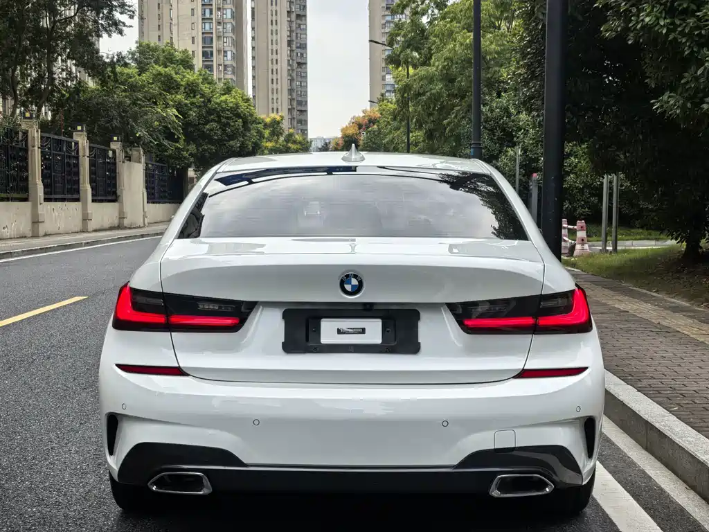 BMW 3 Series — миниатюра 5