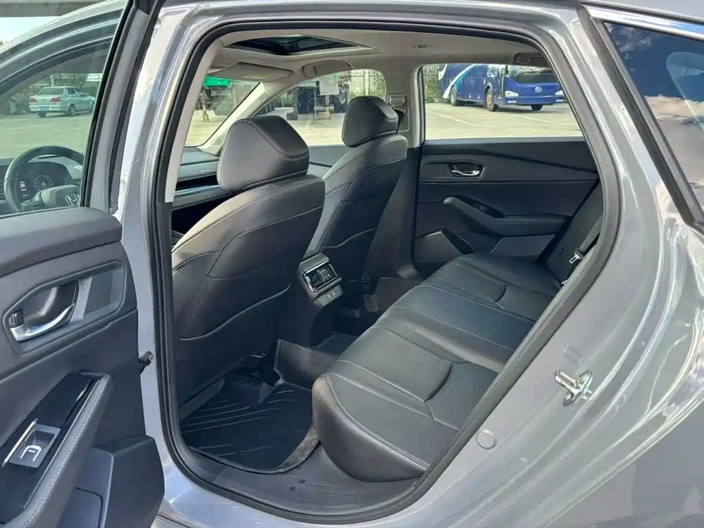 Honda Inspire — миниатюра 5