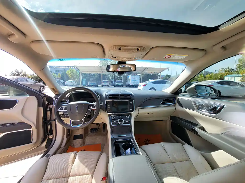 Lincoln Continental — миниатюра 7