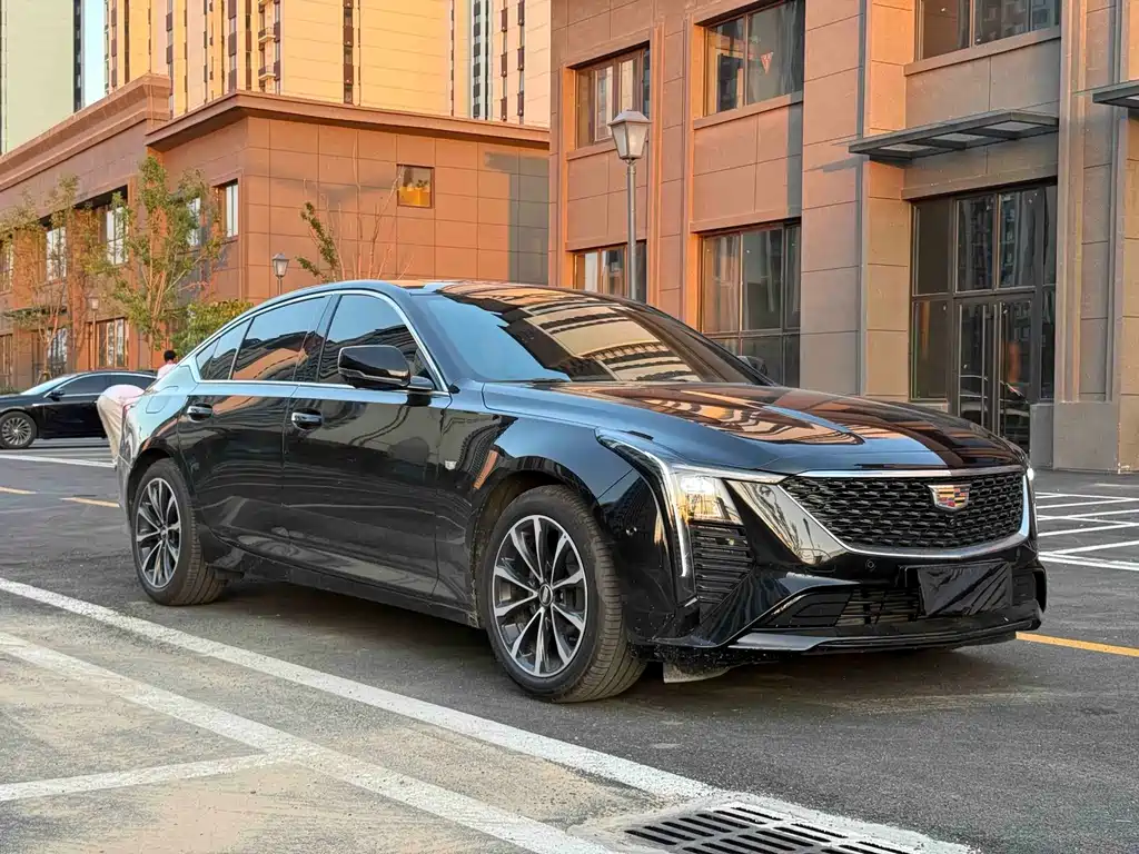 Cadillac CT5 — миниатюра 3