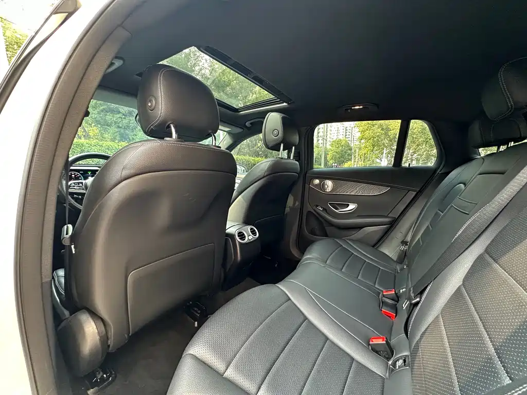 Mercedes-Benz EQC — миниатюра 9