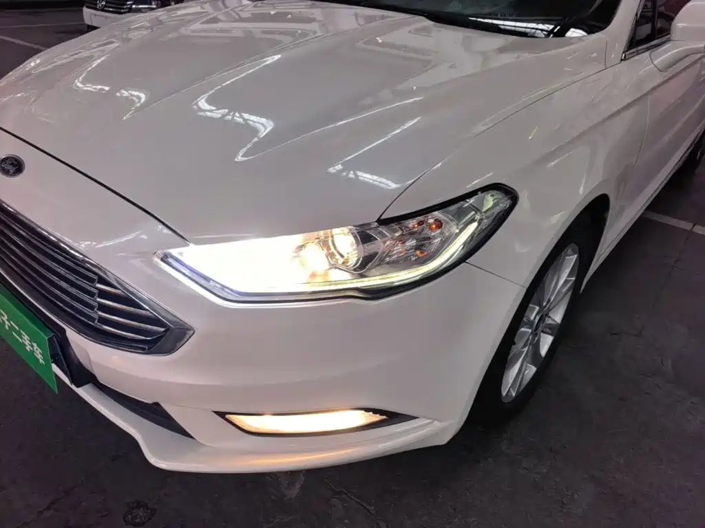 Ford Mondeo — миниатюра 24