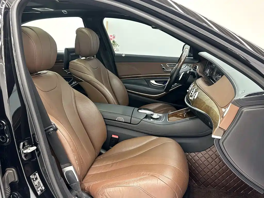 Mercedes-Benz S-Class — миниатюра 17