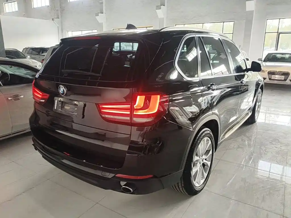 BMW X5 (Import) — миниатюра 7