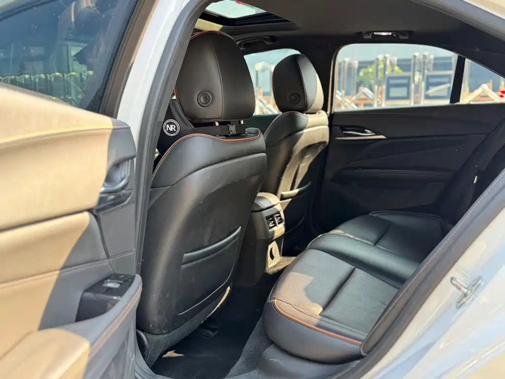 Cadillac CT4 — миниатюра 7
