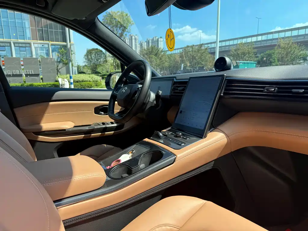 NIO ES6 — миниатюра 10