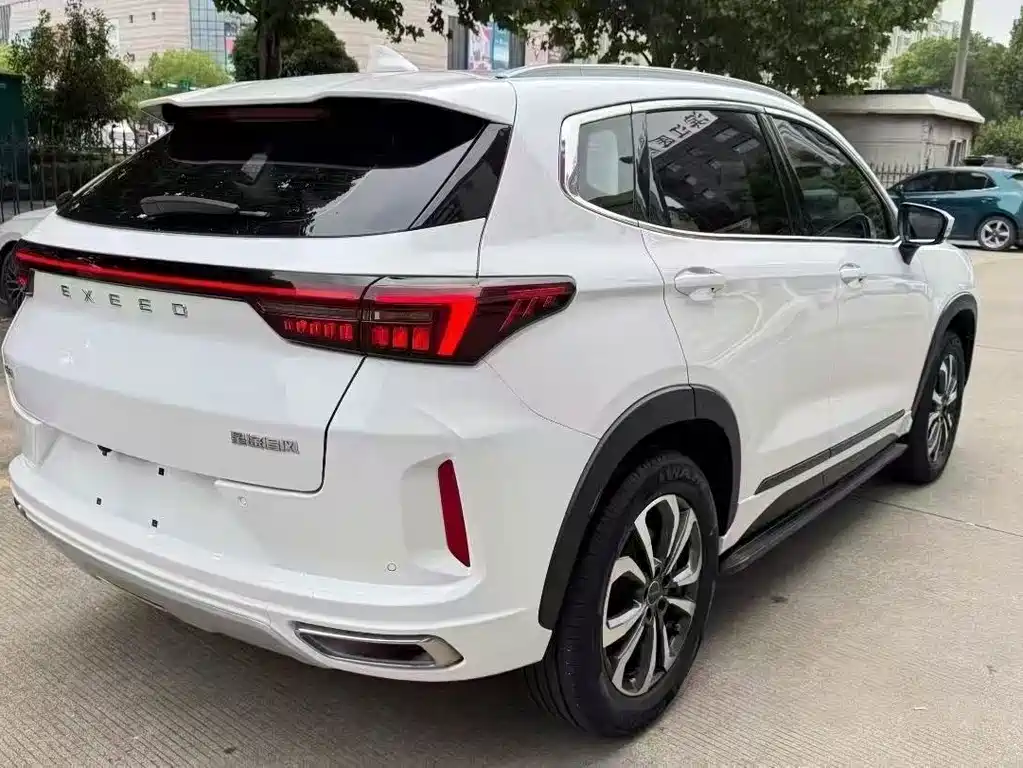 Exeed Zhaofeng — миниатюра 2