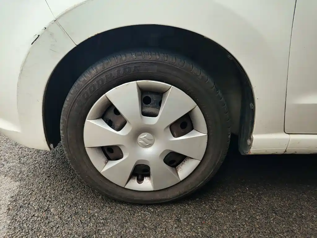 Suzuki Alto — миниатюра 23