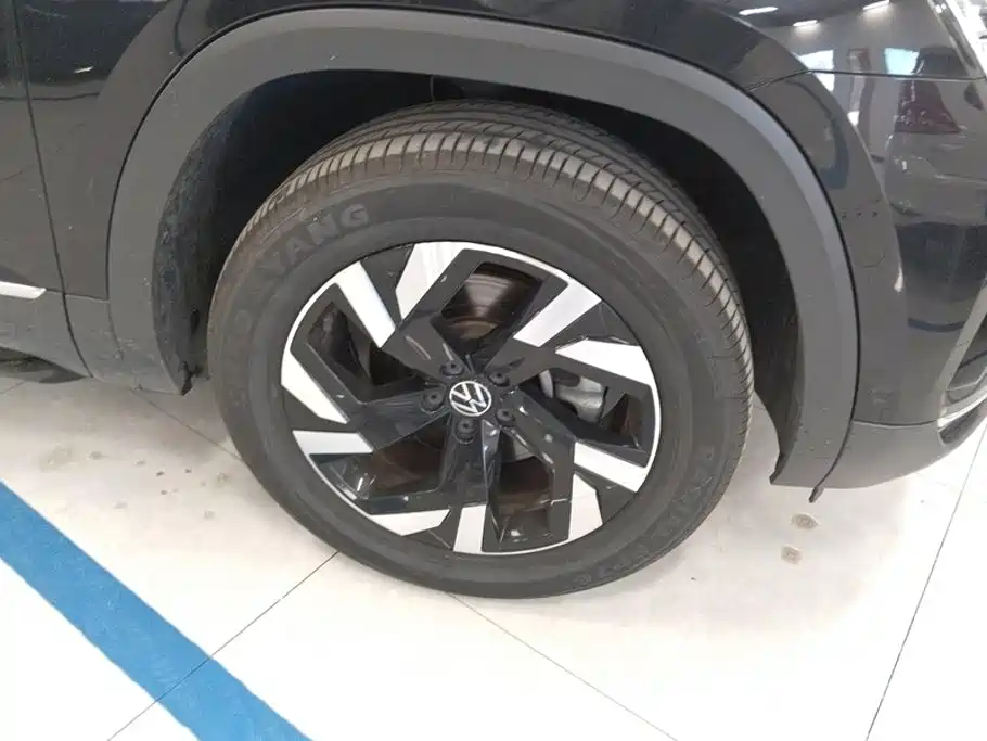 Volkswagen Teramont — миниатюра 6