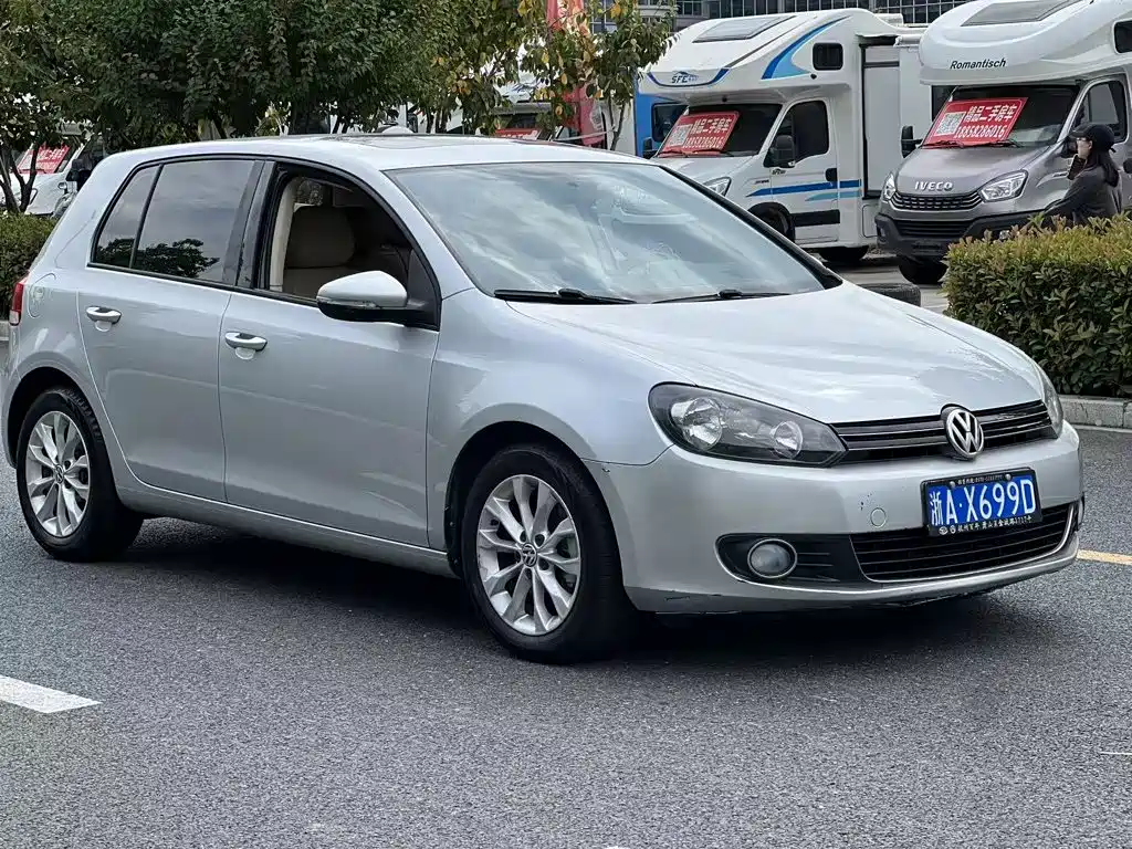 Volkswagen Golf — миниатюра 4