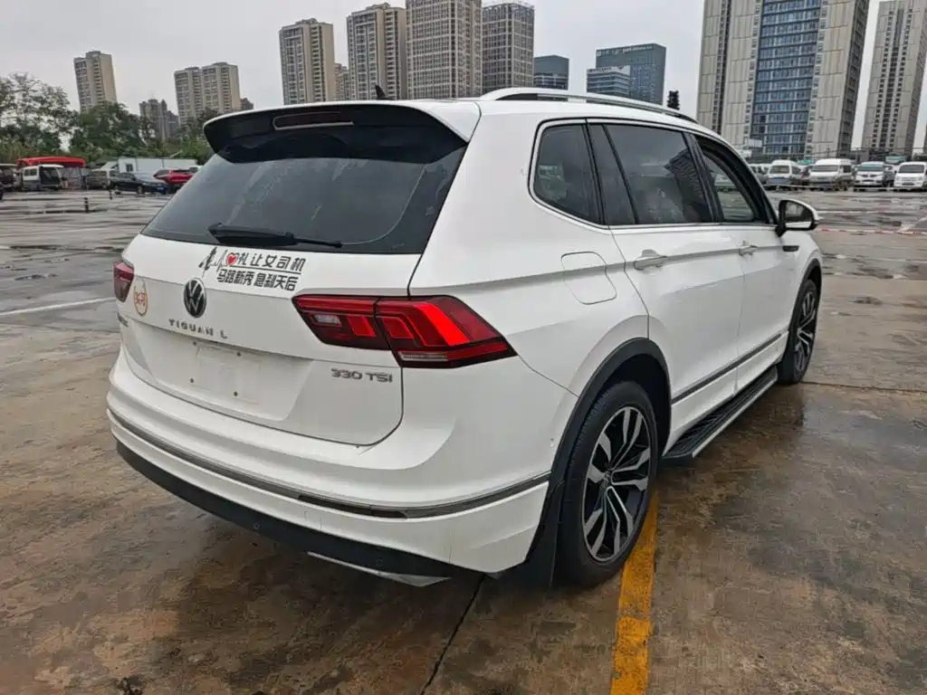 Volkswagen Tiguan L — миниатюра 7
