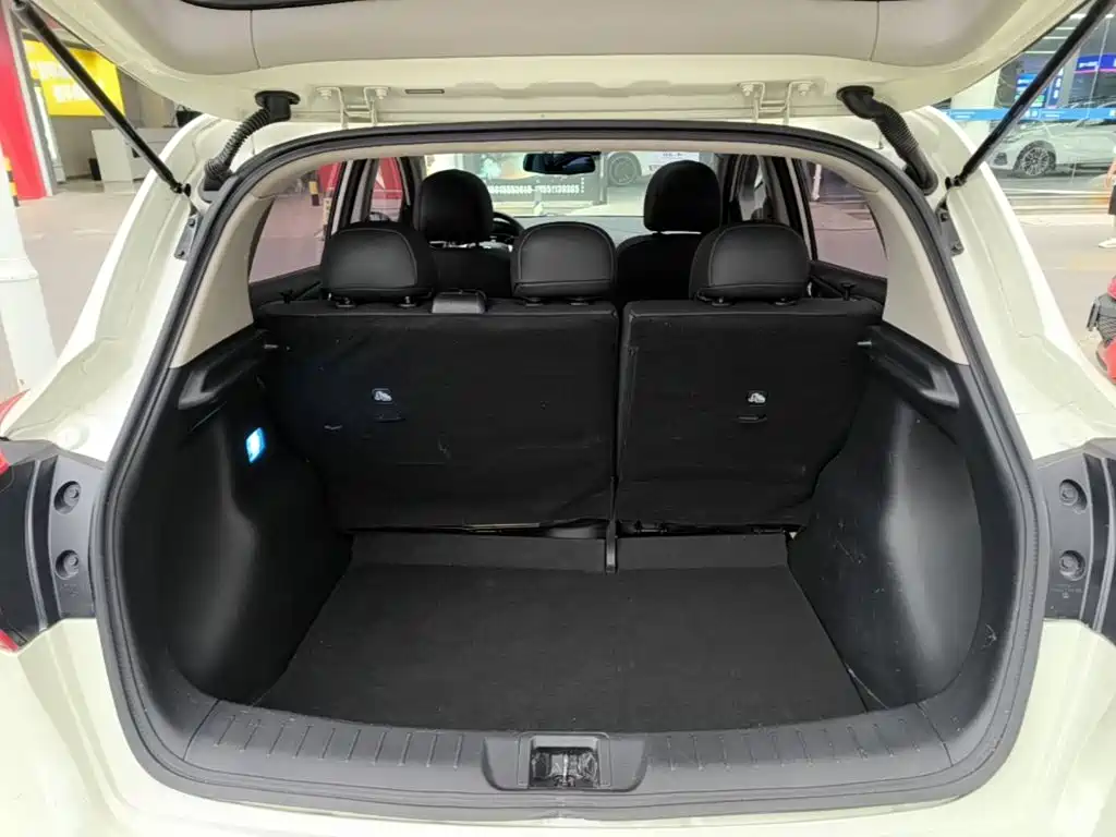Nissan Tiida — миниатюра 19