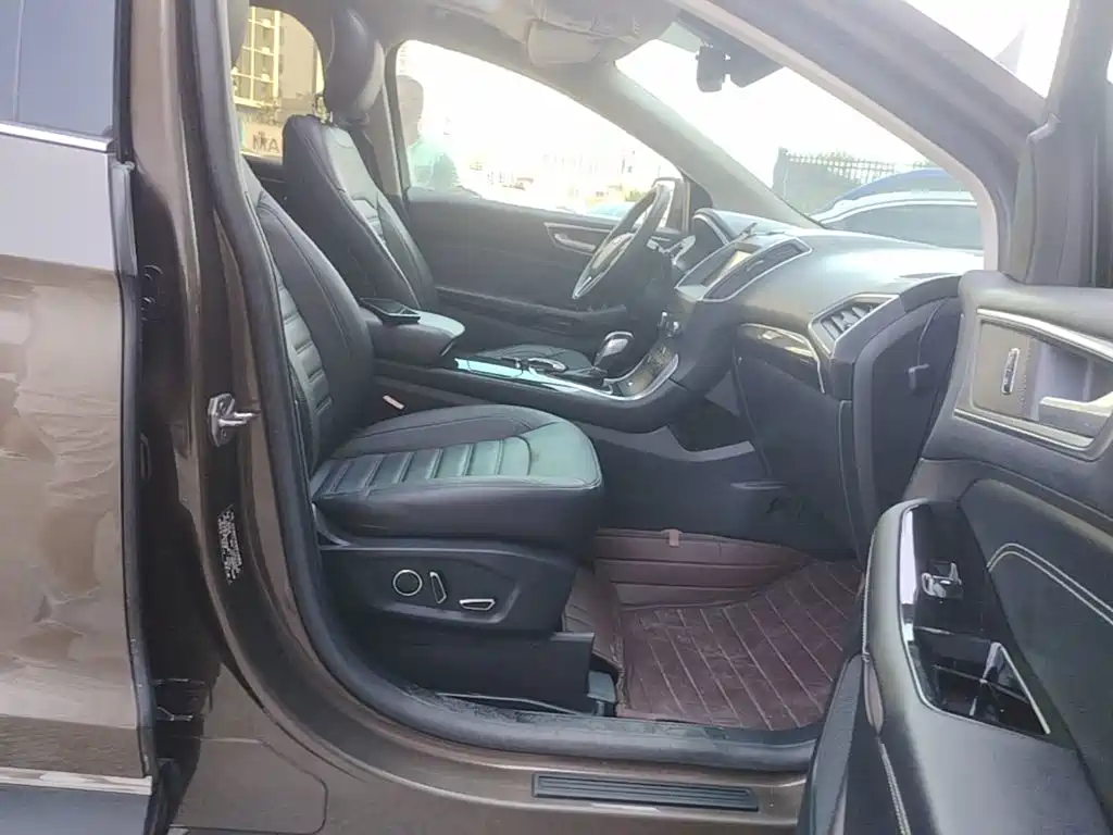 Ford Edge — миниатюра 25