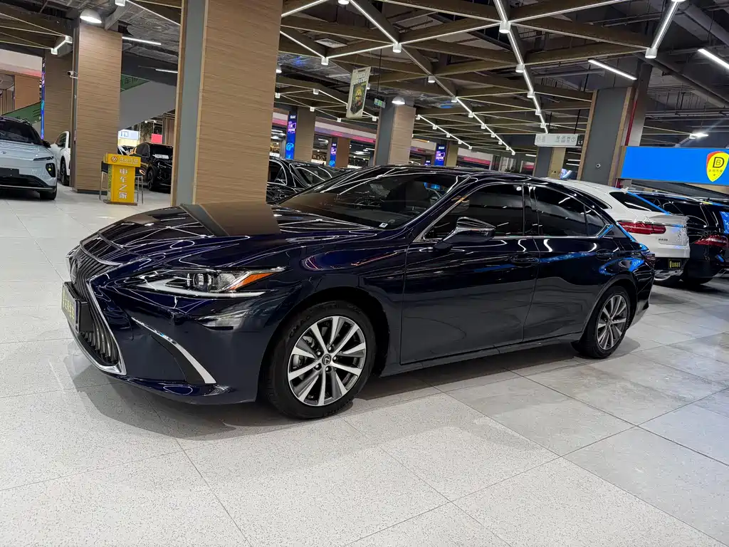 Lexus ES — миниатюра 4