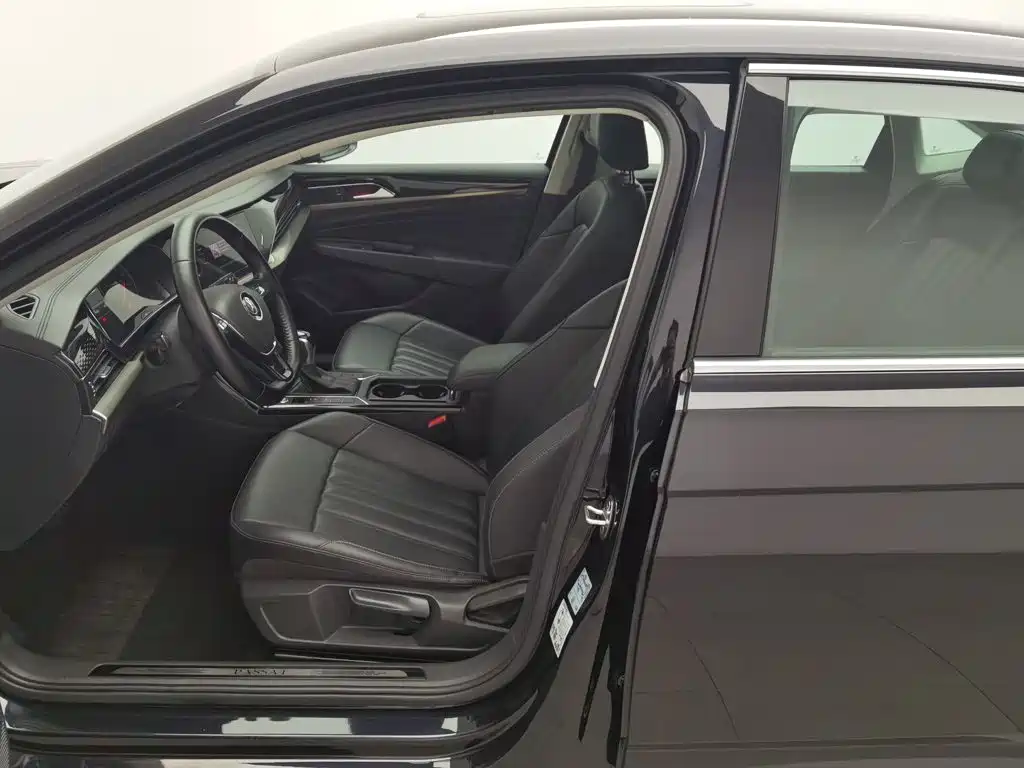 Volkswagen Passat — миниатюра 10