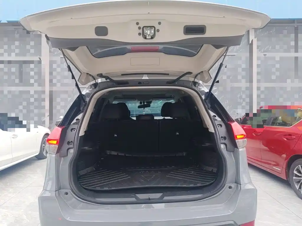 Nissan X-Trail — миниатюра 19