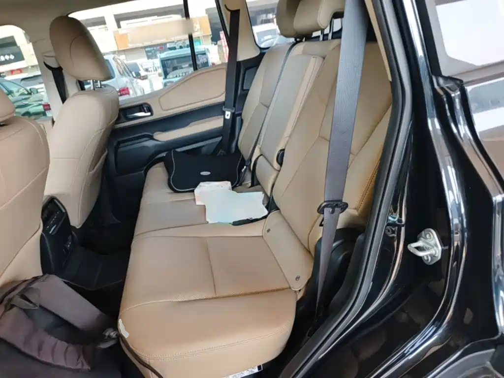 Toyota Prado — миниатюра 17