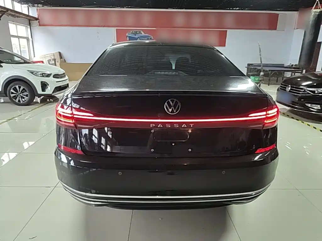 Volkswagen Passat — миниатюра 6