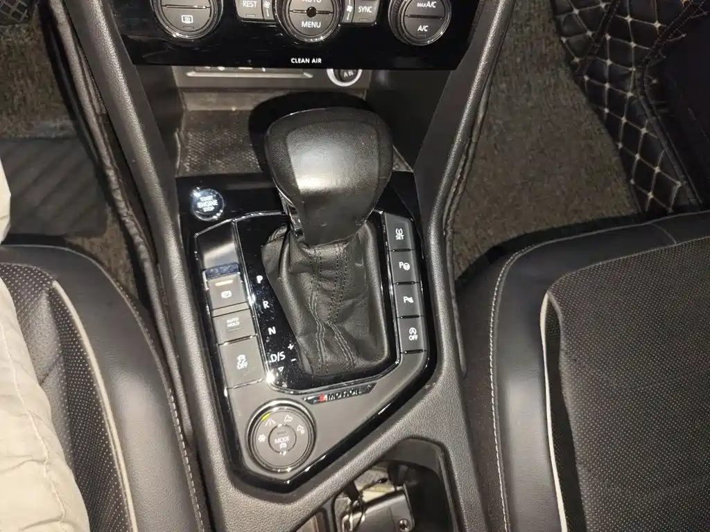 Volkswagen Tiguan L — миниатюра 7