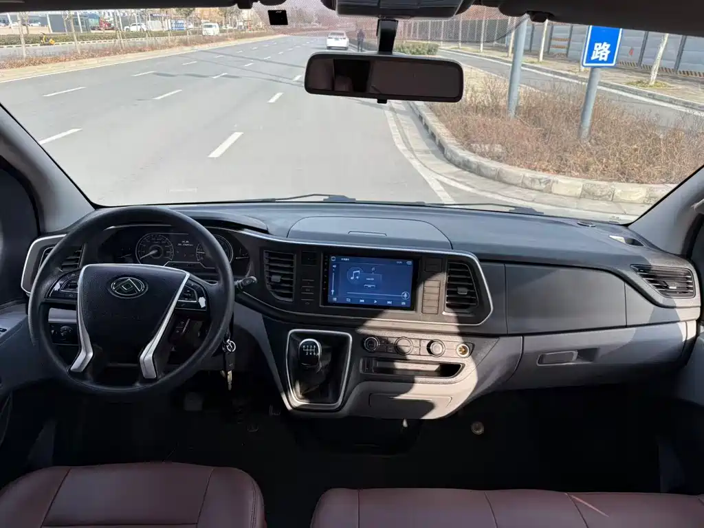 SAIC MAXUS XINTU V80