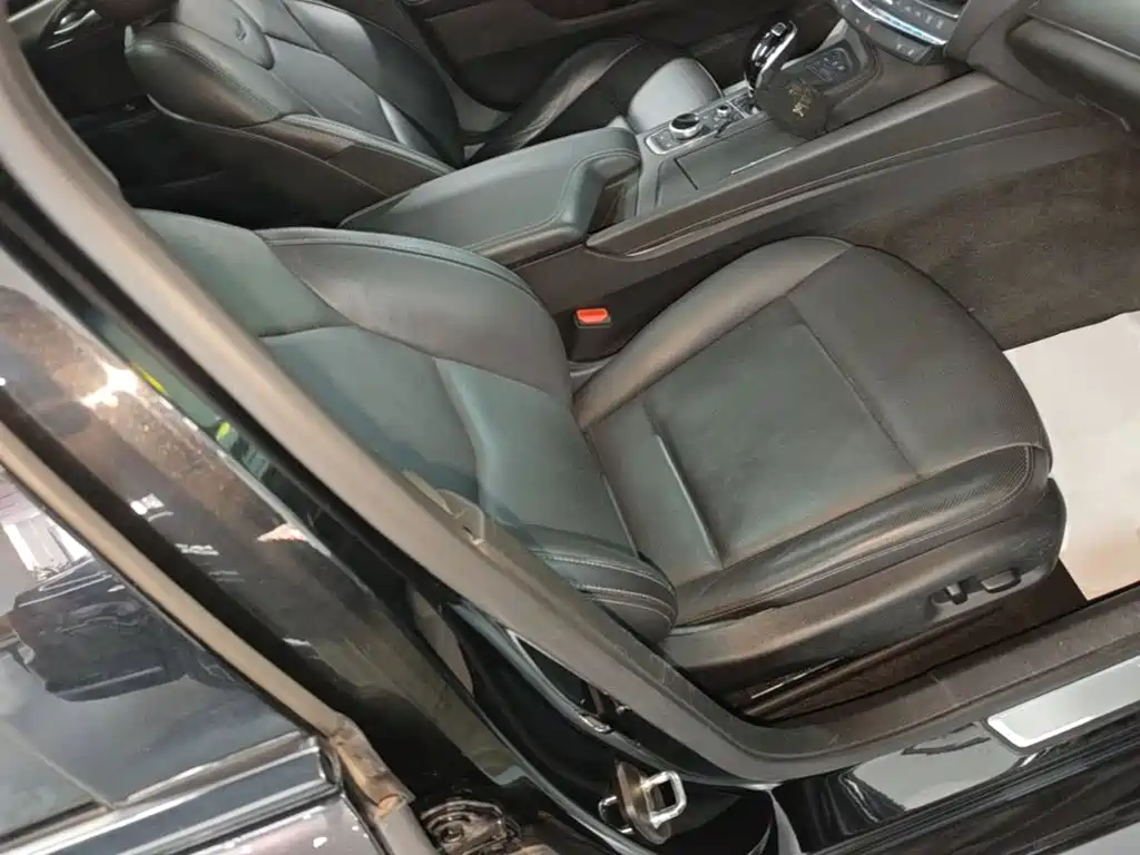 Cadillac CT5 — миниатюра 25