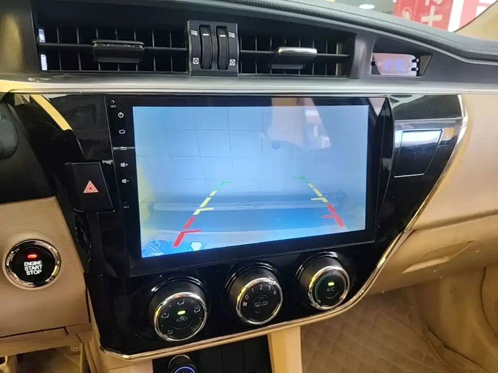 Toyota Corolla — миниатюра 13