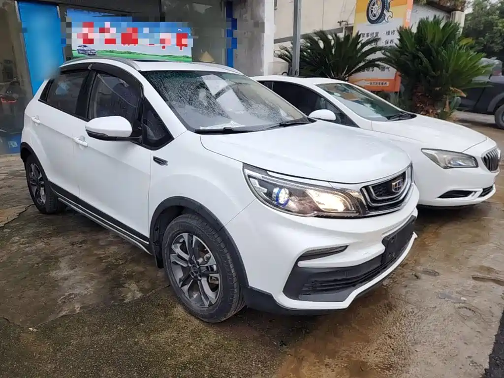 Geely Vision X3 — миниатюра 4