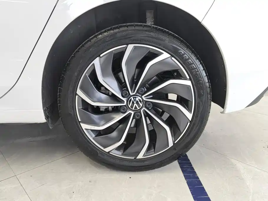 Volkswagen Golf — миниатюра 6