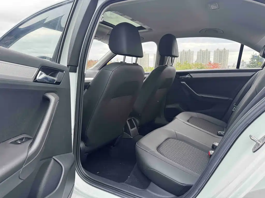 Jetta VA3 — миниатюра 8