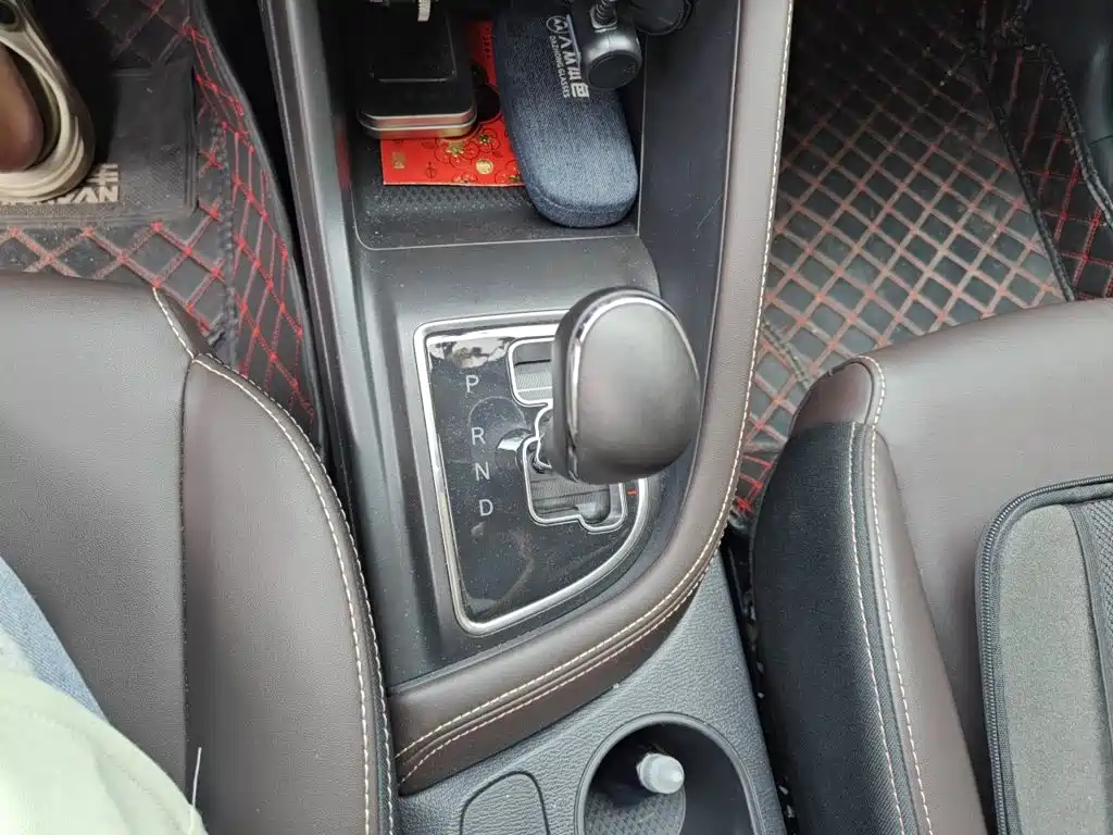 Changan Eado DT — миниатюра 7