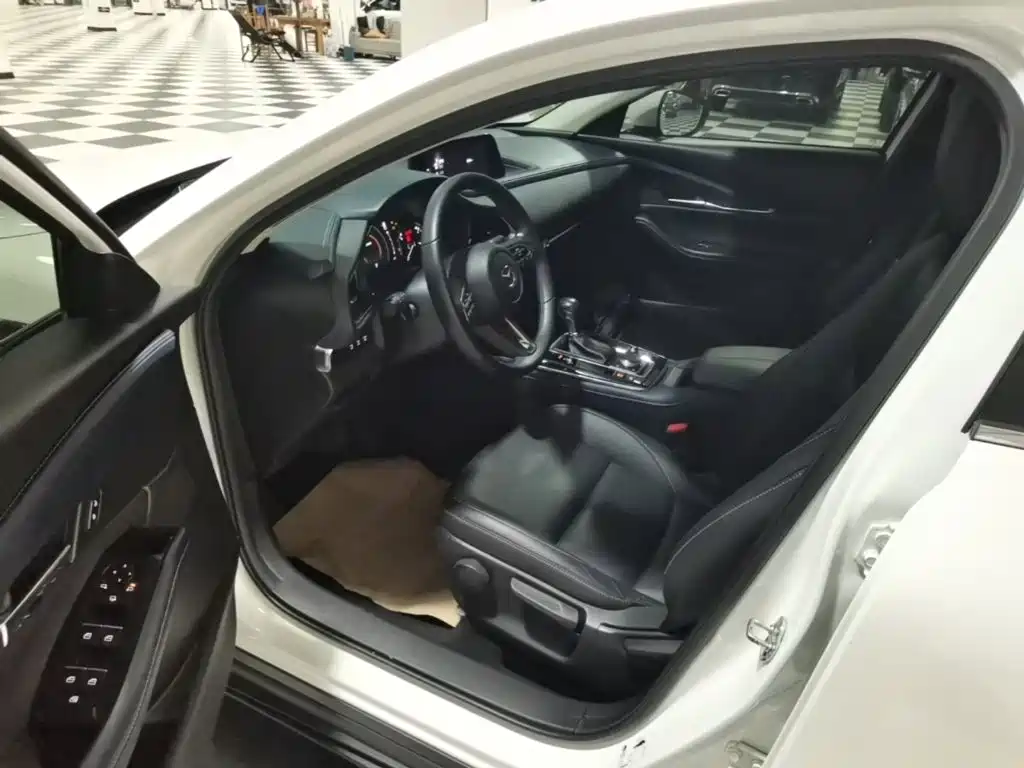 Mazda CX-30 — миниатюра 15